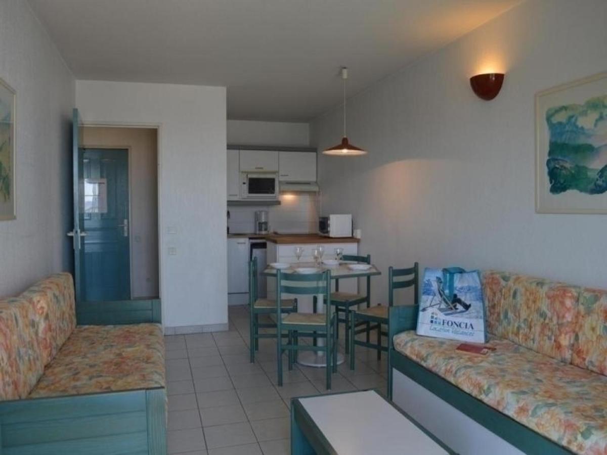 Frejus: Appt 2P, 5 Pers, Piscine, Plage A 150M, Parking, Animaux Ok - Fr-1-226A-357 المظهر الخارجي الصورة