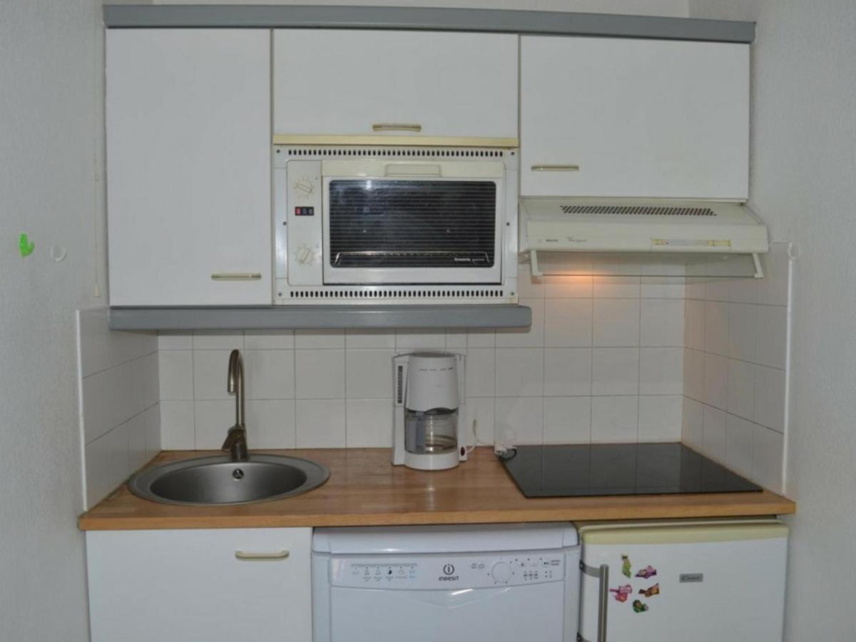 Frejus: Appt 2P, 5 Pers, Piscine, Plage A 150M, Parking, Animaux Ok - Fr-1-226A-357 المظهر الخارجي الصورة