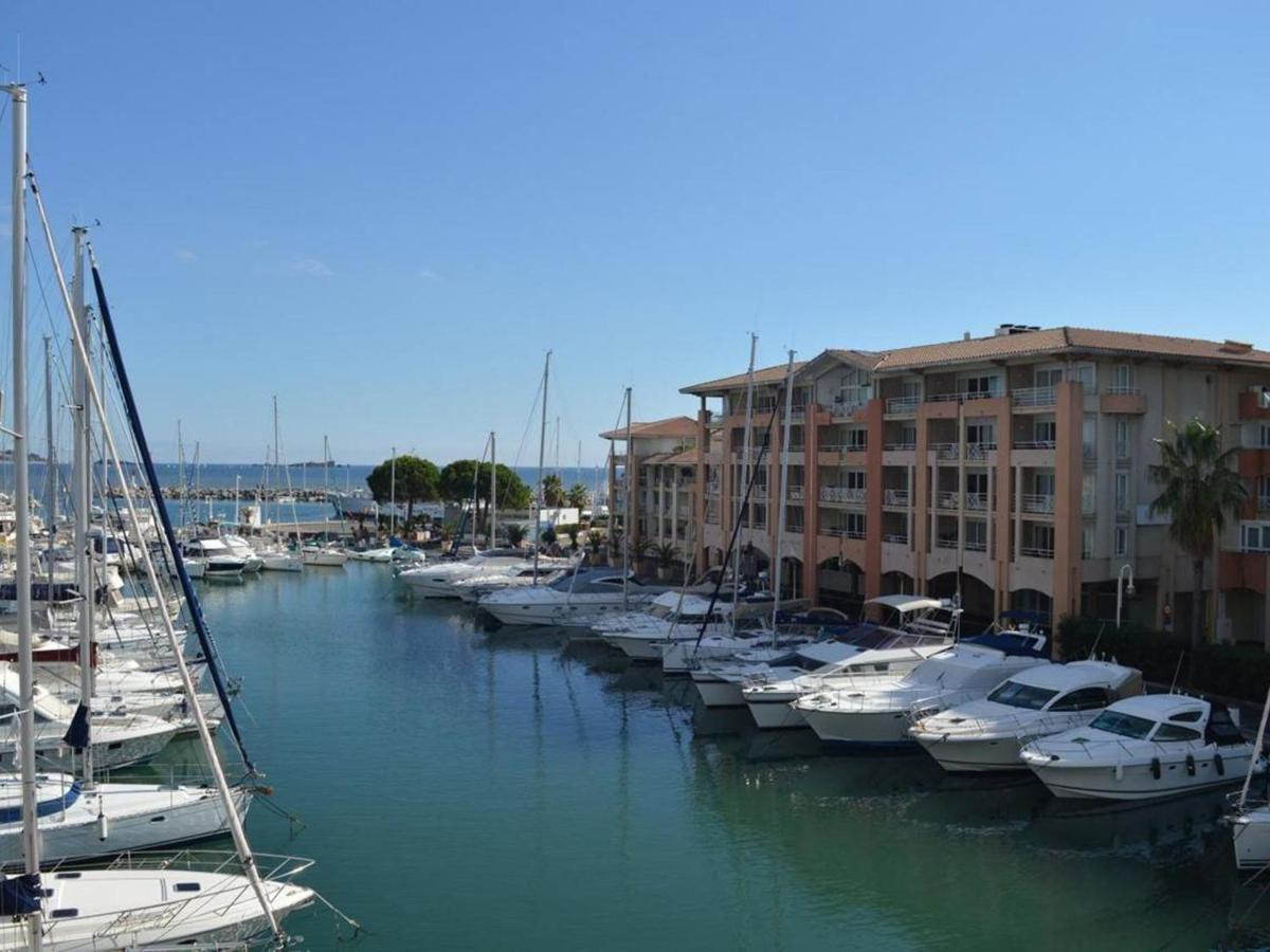 Frejus: Appt 2P, 5 Pers, Piscine, Plage A 150M, Parking, Animaux Ok - Fr-1-226A-357 المظهر الخارجي الصورة